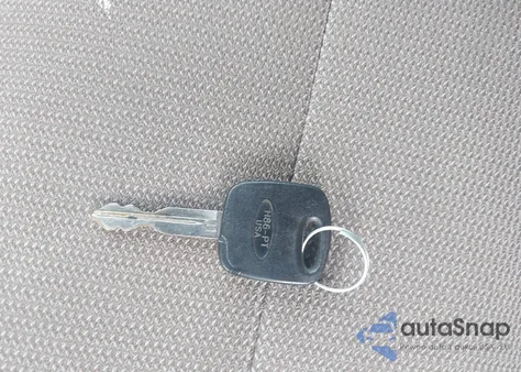 2002 Ford Escape Xlt из США, поврежденный, VIN 1FMYU04192KA05727